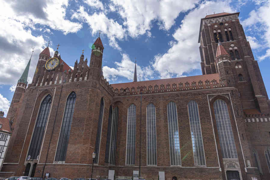 Polonia - Gdansk 035 - basílica de Santa Maria.jpg